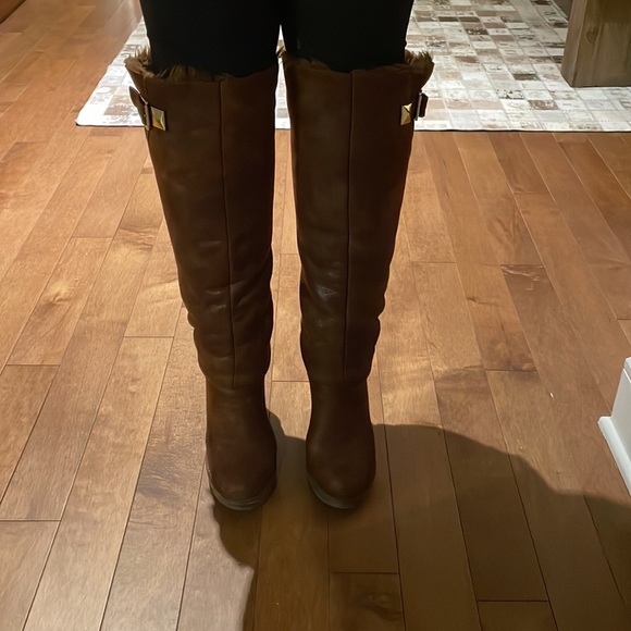 Michael Kors brown boots - Picture 3 of 6